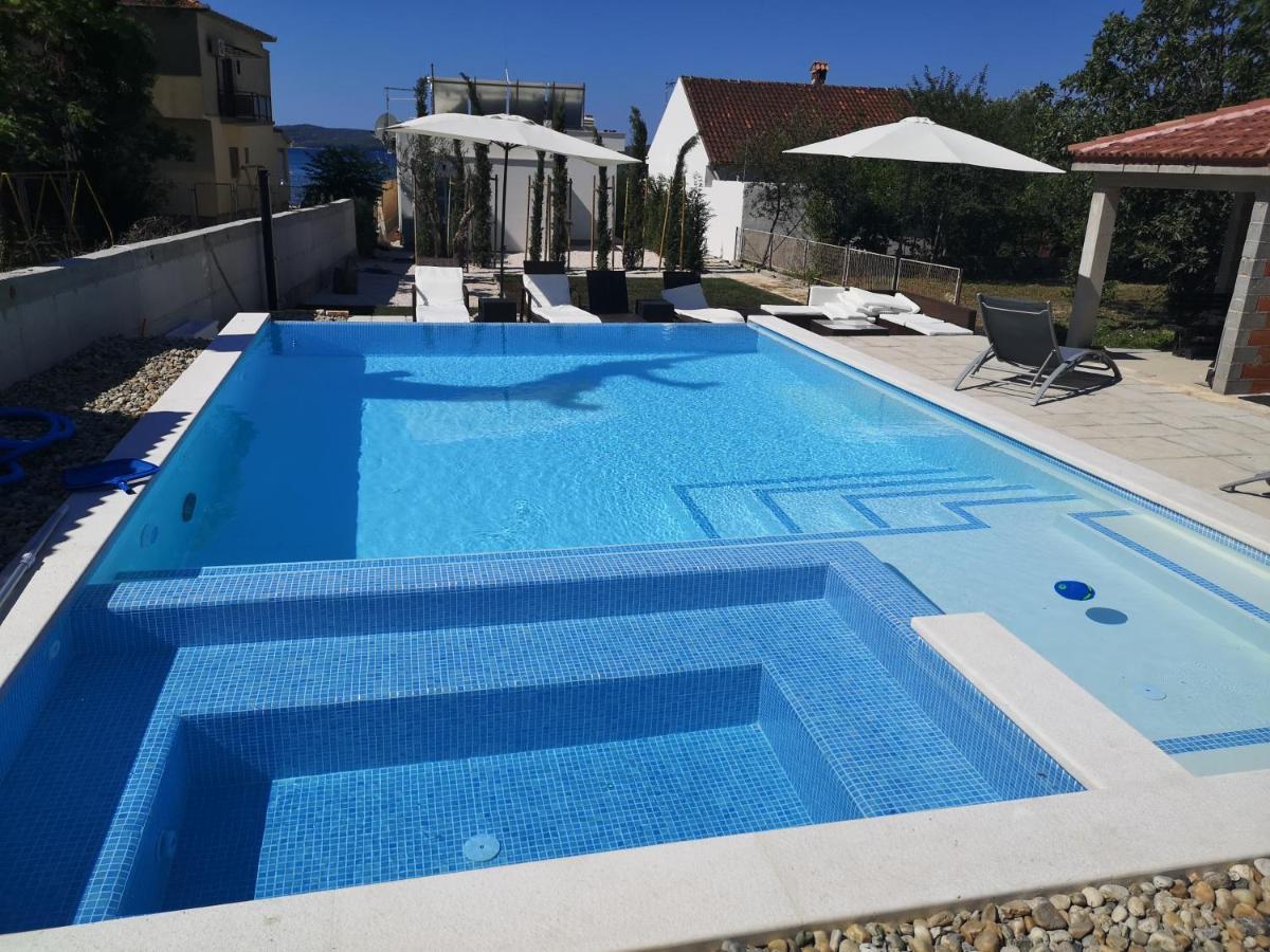 Villa Lukas Sukošan エクステリア 写真