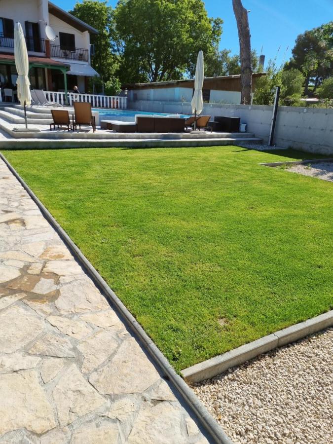 Villa Lukas Sukošan エクステリア 写真